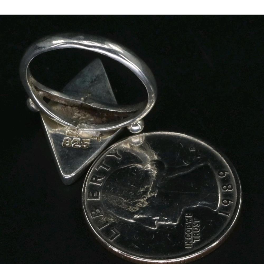 Vintage Sterling Silver White‎ Mother Of PearlSilver and Green Geometric Ring - Picture 4 of 5